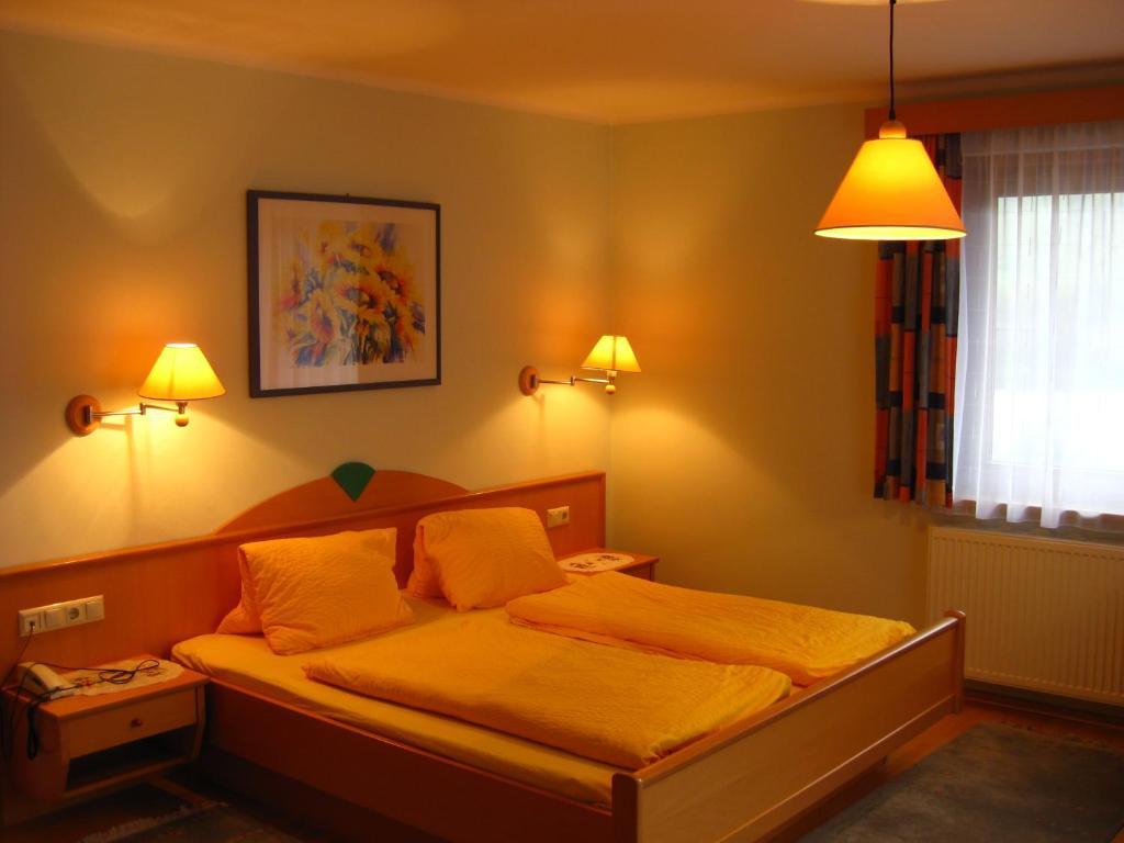 Braeuhaus Appartements Bad Kleinkirchheim Habitación foto