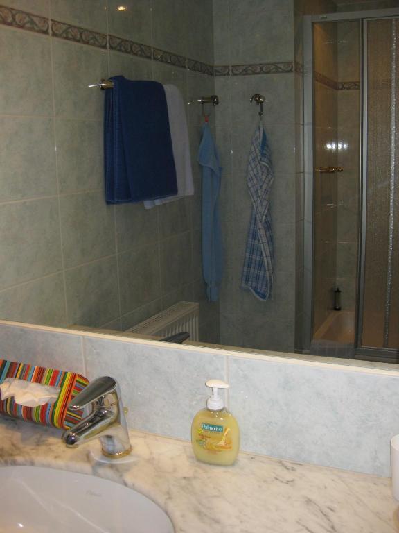 Braeuhaus Appartements Bad Kleinkirchheim Habitación foto